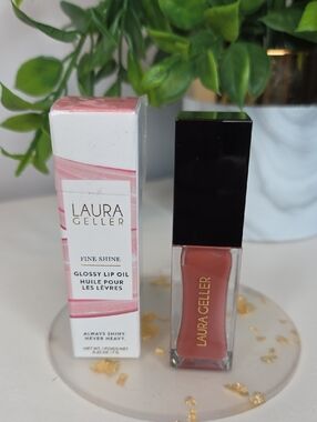 Laura Geller Glossy Lip Oil in Pink Nude